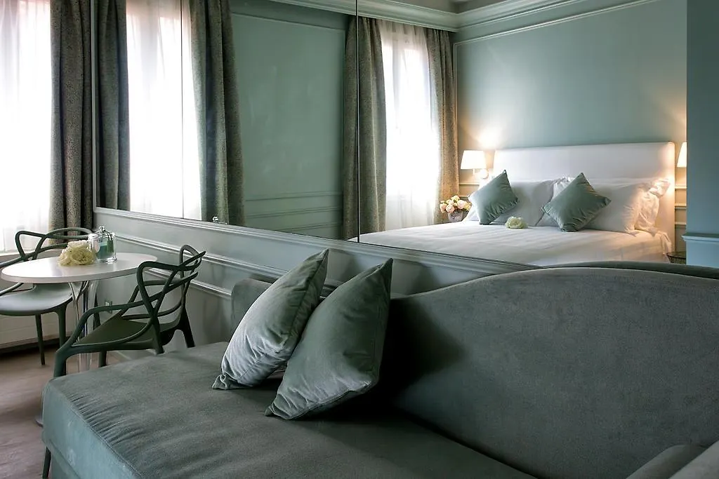 ヴェネツィア アクアマーレ ブティック B ＆ B Bed & Breakfast
