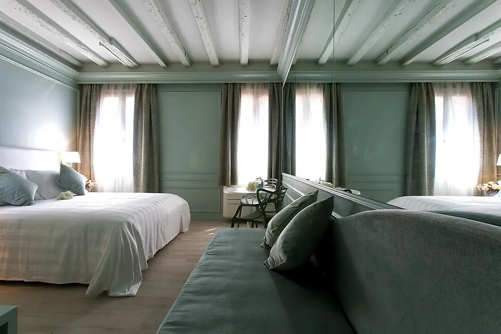 ヴェネツィア アクアマーレ ブティック B ＆ B Bed & Breakfast